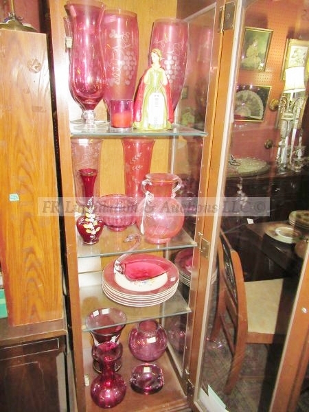 lot 355 image: Red and cranberry glassware
