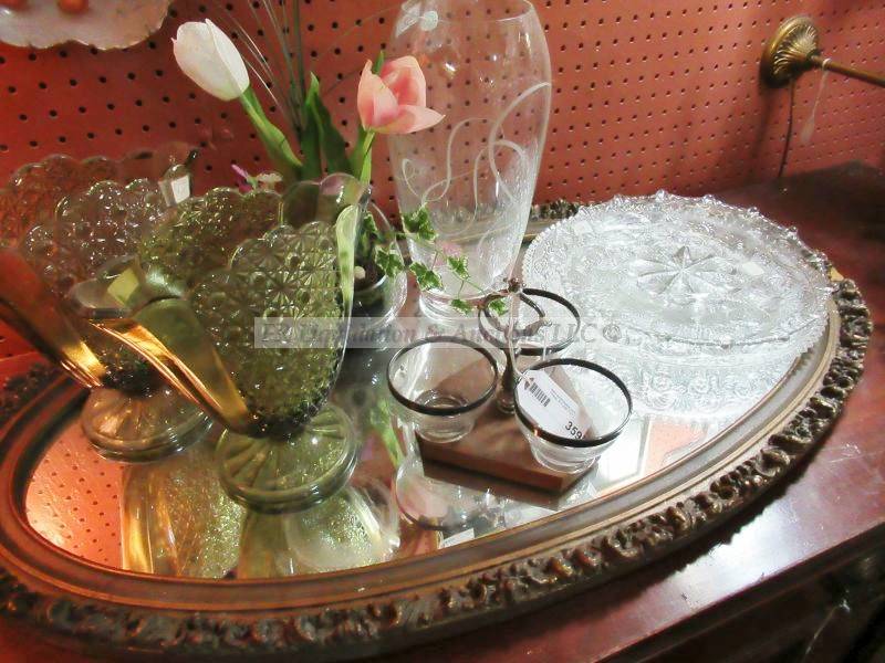 lot 359 image: Mirror display and contents