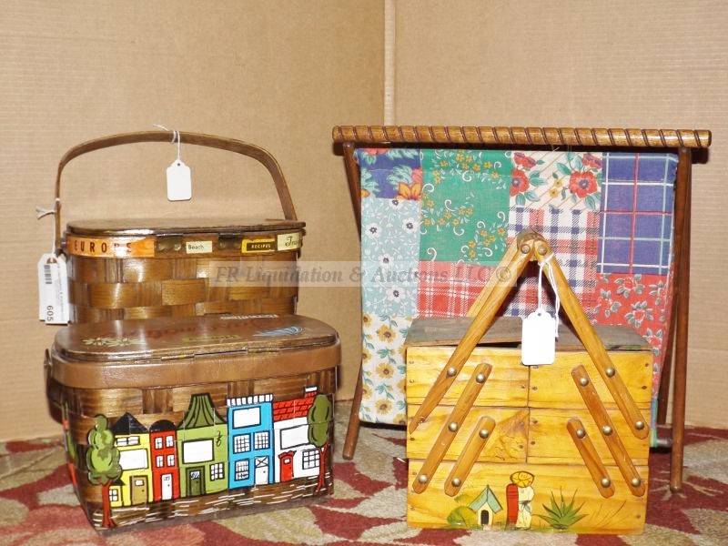 lot 605 image: signed Basket purses by Caro-Nan and more