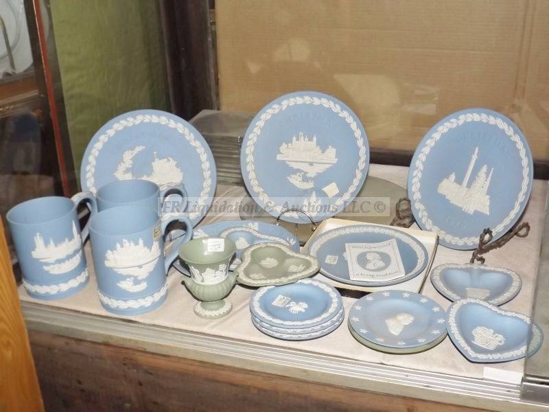 lot 877 image: Genuine Wedgwood Jasper ware