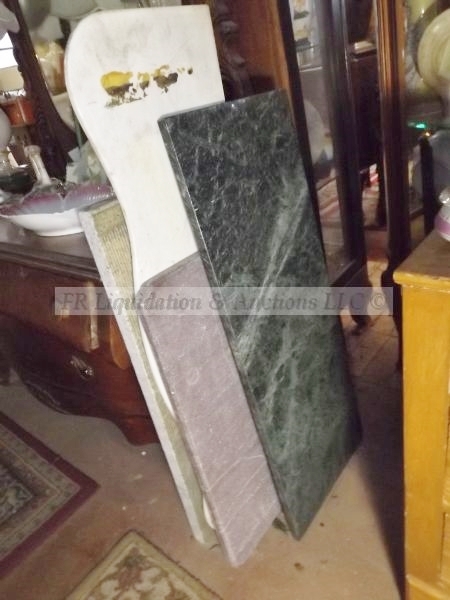 lot 434 image: Marble slab pieces