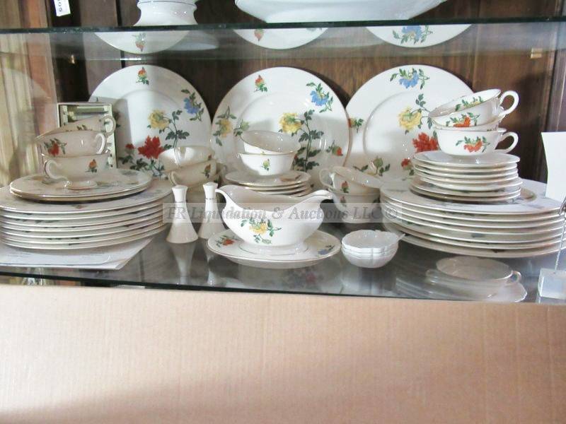 lot 406 image: Castleton China ware