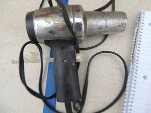 lot 350 image: Deluxe heat gun