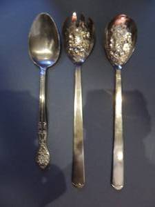lot 310 image: Serving spoons -KOREA , Queen Anne Salad tongs made in England