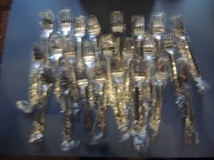 lot 324 image: Distinction Deluxe by Oneida HH - Stainless  NIP  - Salad forks x 19
