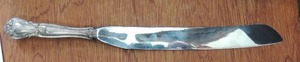lot 312 image: Cake Knife Sterling handle Sheffield England in original box  TWT 100 GMS