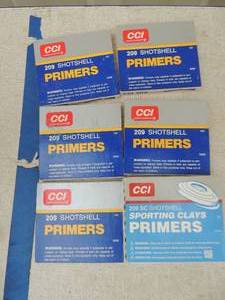 lot 342 image: CCI 209 shot shell primer 100 per qty 5    cci 209sc- sport clay primer  x 1 box (100)