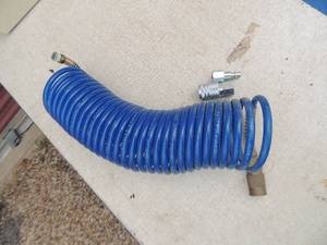 lot 347 image: Air hose with couple