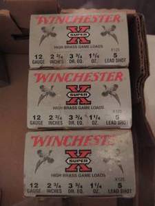 lot 424 image: WINCHESTER 12 GA. 2 34  1 14 OZ   5 SHOT   QTY 3