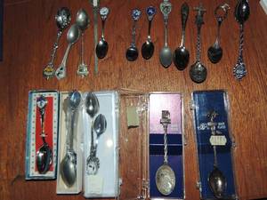 lot 330 image: COLLECTOR  Spoons -