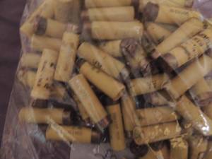 lot 409 image: SHOTGUN SHELLS 20GA.  QTY 58  RELOADS - SOLD AS COMPONENTS