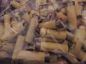 lot 410 image: SHOTGUN SHELLS 20GA.  QTY 50  RELOADS    SOLD AS COMPONENTS