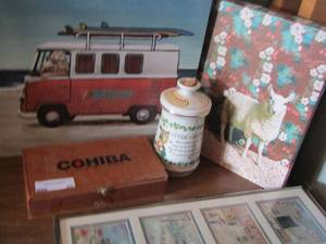lot 29 image: Beach canvas- llama canvas- leperson canister- cigar box plus