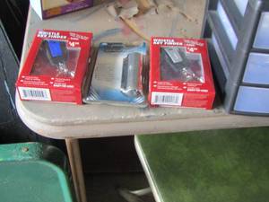 lot 71 image: small 3 drawer organizer, 2 whistle key finders- flash light