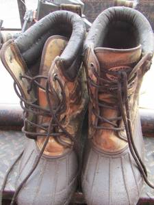 lot 115 image: Crater Ridge insulated boots size 12 Camo