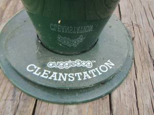 lot 156 image: Auggiedog clean station used