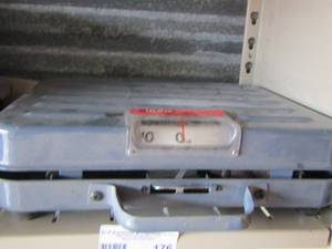 lot 176 image: SCALE