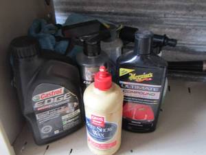 lot 195 image: 5w-20 motor oil, best of show wax, color restorer and more