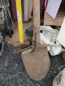 lot 213 image: shovel, ax, sledge hammer