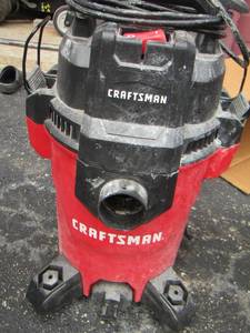 lot 218 image: Craftsman 4 gallon shop vac hose not included