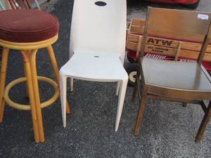 lot 233 image: bar stool, white plastic chair, wooden chair