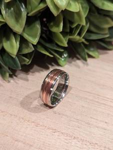 lot 62 image: NEW - Rose Gold Tungsten Rose Lincoln Ring (Size 10)