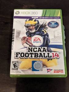 lot 124 image: XBOX 360 EA Sports NCAA Football 14