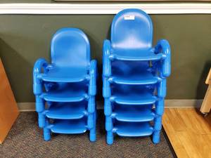 lot 29 image: Lot of 9 Base Line Blue 5 Rise Toddler Chairs