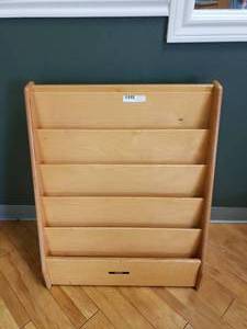 lot 77 image: Wooden 5-Shelf Upright Classroom Library Book Shelf