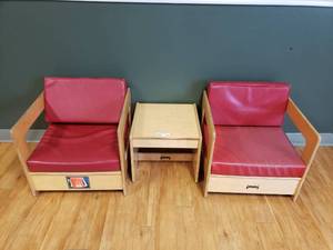 lot 108 image: Lot of 2 Jonti-Craft Classroom Library Arms Chairs w Cusions & Matching Table