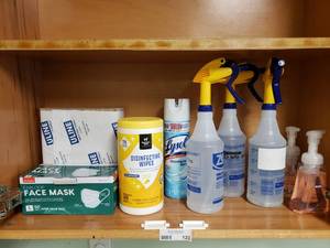 lot 123 image: Contents of Shelf.  Lot of Misc Cleaners