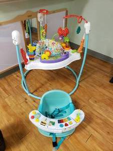 lot 155 image: Lot of 2 Misc Baby Items.  Bouncer & Baby Chair