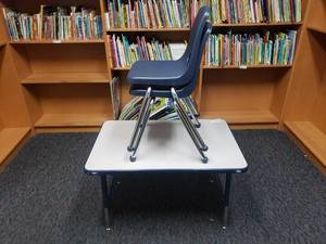 lot 316 image: Small Adjustable Height Classroom Table w 2 Chairs