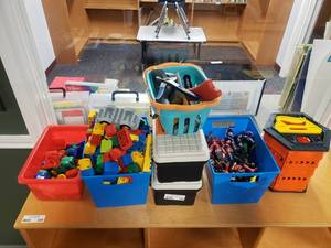 lot 340 image: Lot of Misc Manipulatives, Toys & Play Tools
