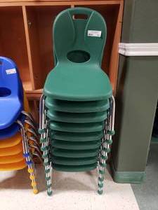 lot 393 image: Lot of 9 Learniture Green Classroom Chairs