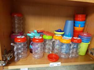 lot 453 image: Contents of Shelf.  Misc Childrens Cups.