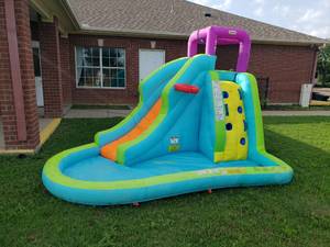 lot 520 image: Little Tikes Inflatable Water Slide w Sprinkler & Splash Pool.  Blower Included.