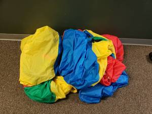 lot 521 image: Large 24 GripStar Chutes Play Parachute