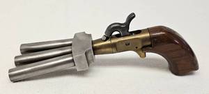 lot 30 image: ANTIQUE 3-BARREL DUCK FOOT PERCUSSION PISTOL AS SHOWN.