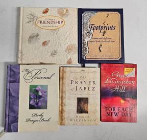 lot 36 image: LOT OF CHRISTIAN  RELIGIOUS DEVOTIONALS, BOOKS AS SHOWN.