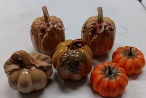lot 116 image: LOT OF 6 DECORATIVE PUMPKINS AS SHOWN.