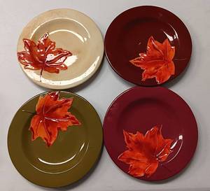 lot 128 image: FOUR FALL  THANKSGIVING THEMED SERVING PLATES AS SHOWN.
