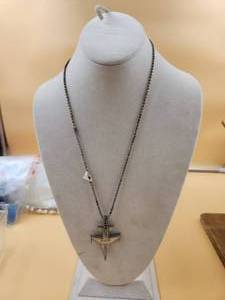 lot 50 image: Selection of Jewelry
