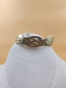 lot 146 image: Selection of Jewelry
