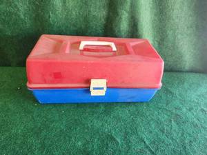 lot 104 image: Trophy tackle box