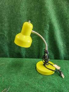 lot 191 image: Vintage green desk top lamp