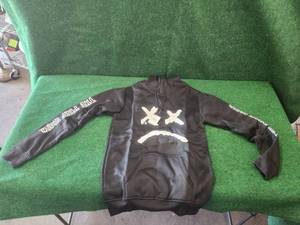 lot 238 image: The Peep Show sweatshirt - XS