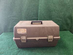 lot 262 image: Fishing tackle box with contents