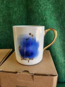 lot 103 image: Selection of 5 Scorpio mugs