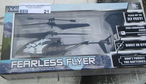 lot 21 image: Fearless flyer helicopter NIB flies up to 32 feet